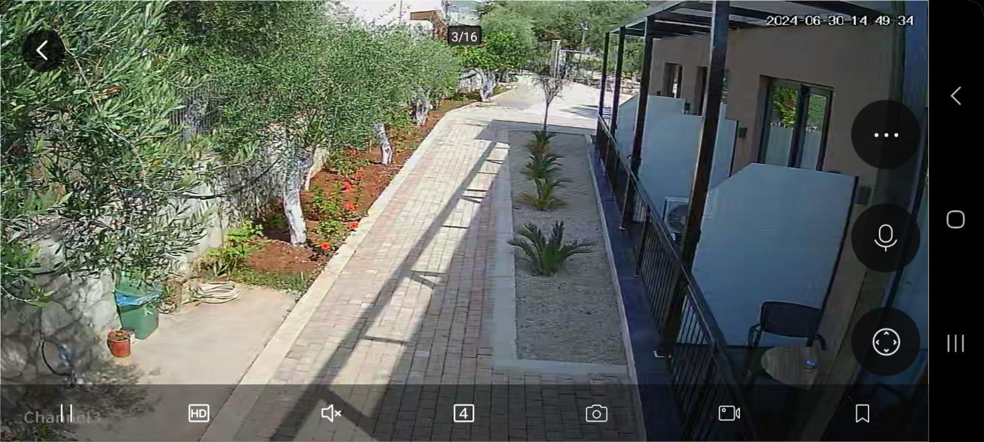 Mezzanine Bay Hotell Himare Eksteriør bilde